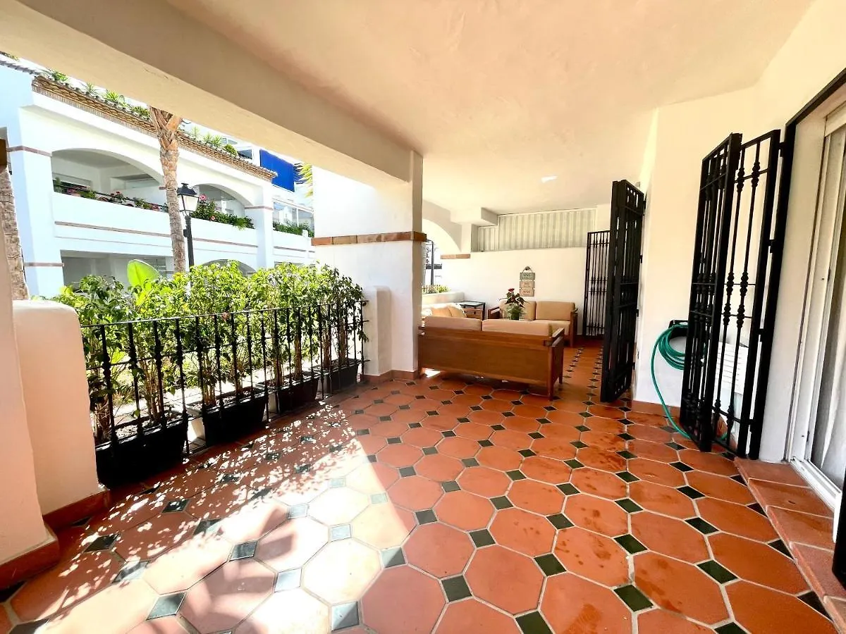 Solguest Apt A 7 Minutos De Puerto Banus 1ª Linea Playa!!! Marbella 0*,  Hiszpania
