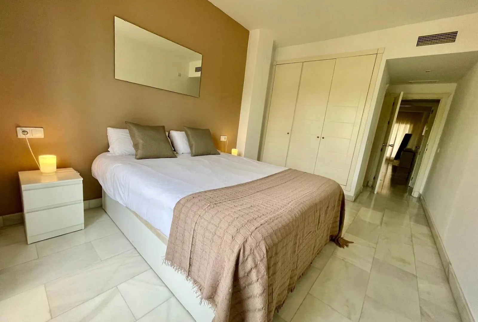 Solguest Apt A 7 Minutos De Puerto Banus 1ª Linea Playa!!! Marbella